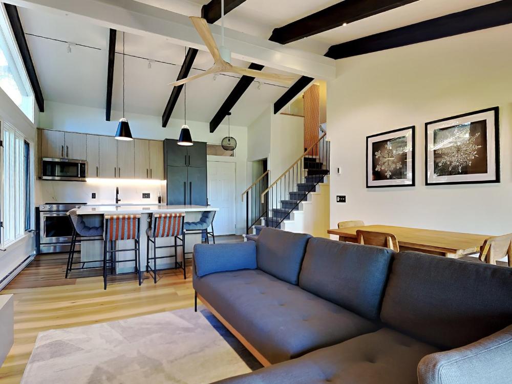 Deluxe Apartment interior